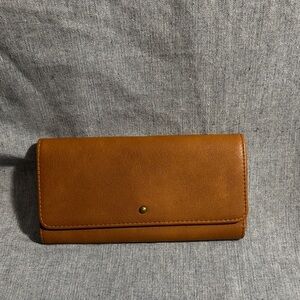 Universal Thread Small Wallet in Camel